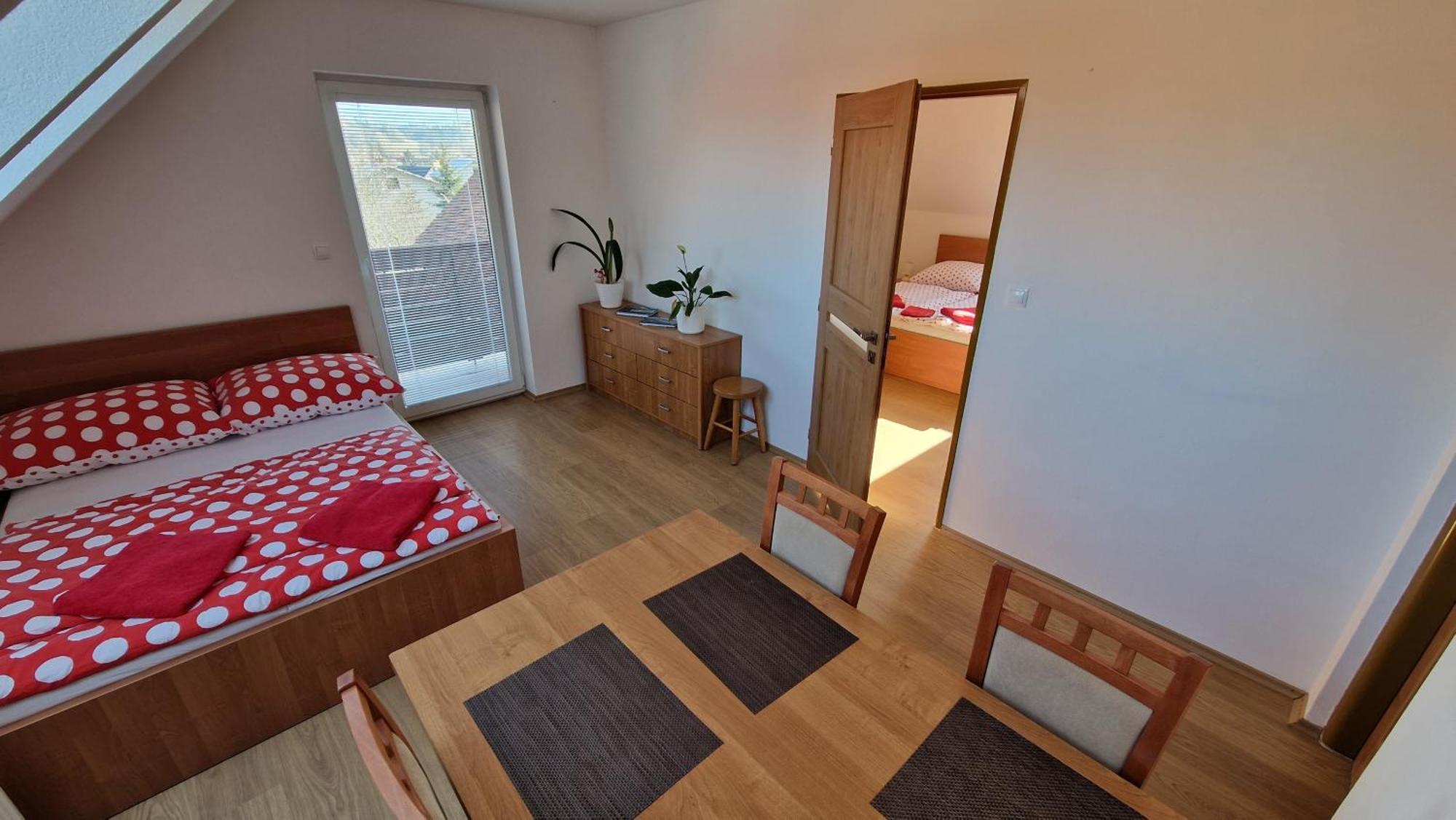 Villa Lienka Besenova Ruang foto