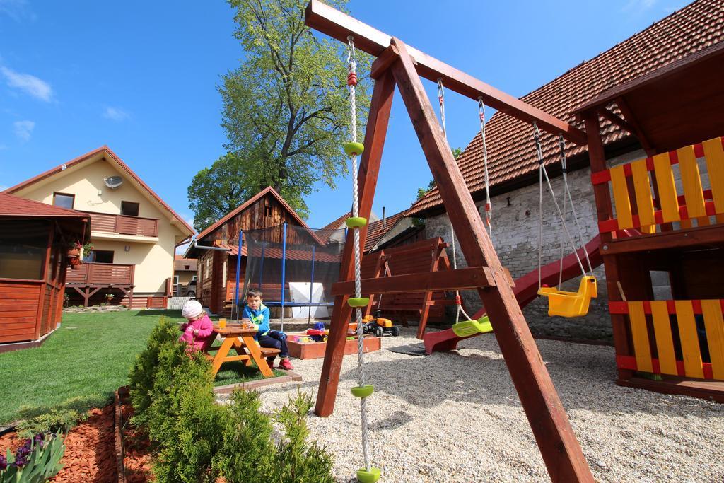 Villa Lienka Besenova Bagian luar foto