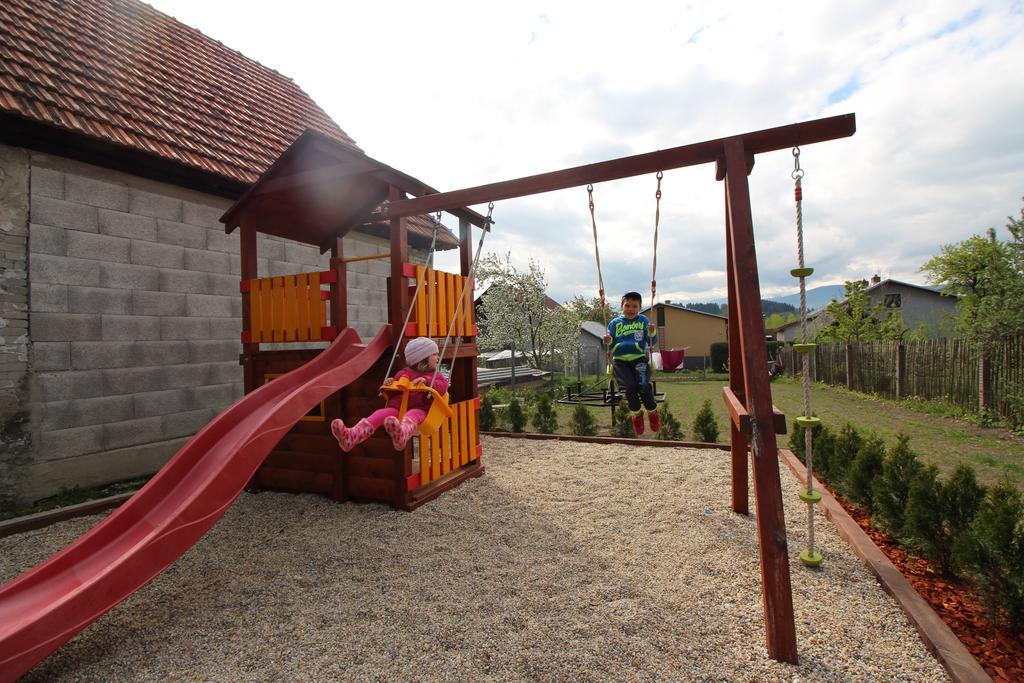 Villa Lienka Besenova Bagian luar foto