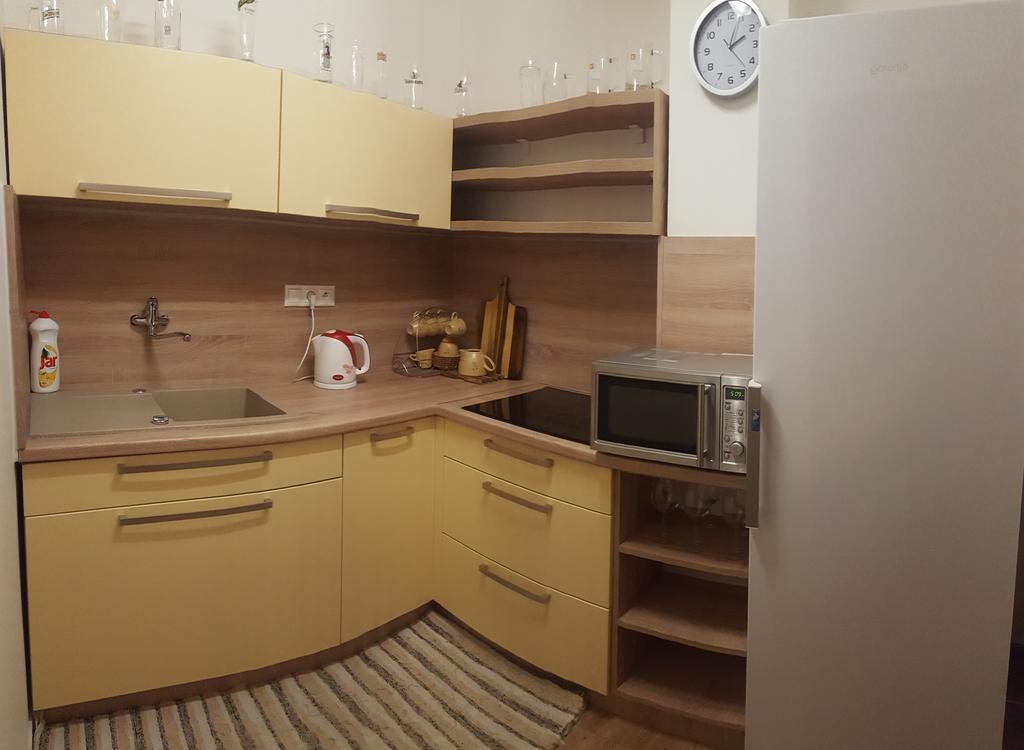 Villa Lienka Besenova Bagian luar foto