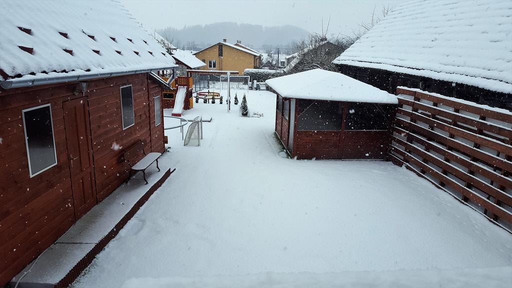 Villa Lienka Besenova Bagian luar foto